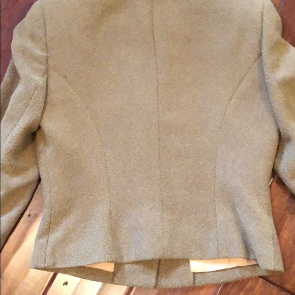 Alberto Makali Skirt Suit - Picture 5 of 6